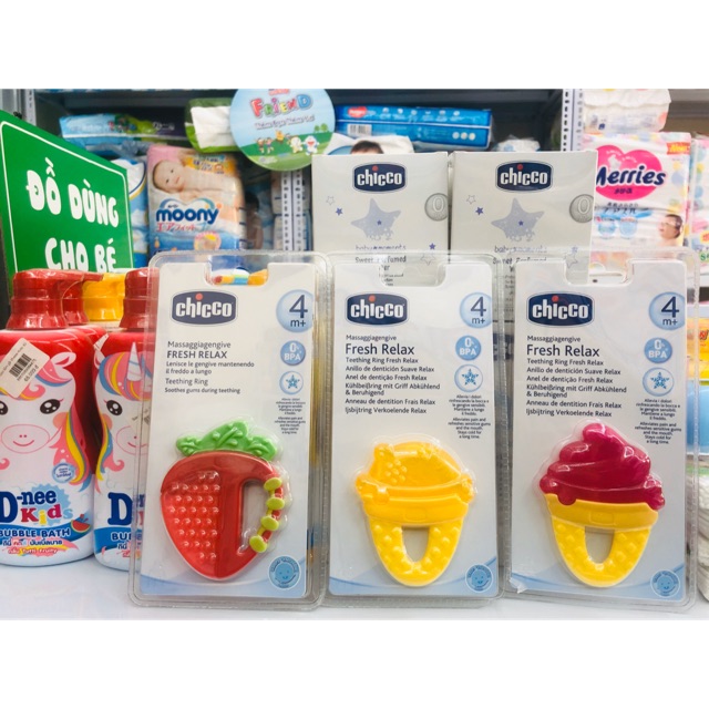 Gặm nướu Chicco Ý