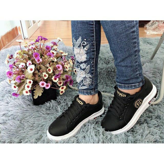 Giày Nữ Đẹp - Giày Thể Thao Nữ Đen Đế Trắng Siêu Đẹp bền