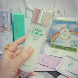 Nước hoa hồng ALBION SKINCON