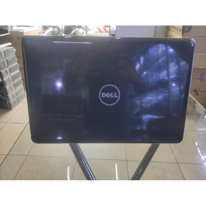 LAPTOP VĂN PHÒNG Dell Inspiron 5567 Core i7 7500U 15.6inch HD AMD Radeon R7 M445 Windows 10 - Black & Grey