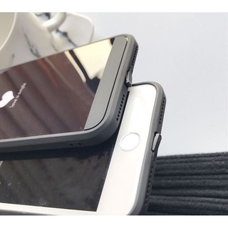 Ốp tim đỏ và trắng cho iphone