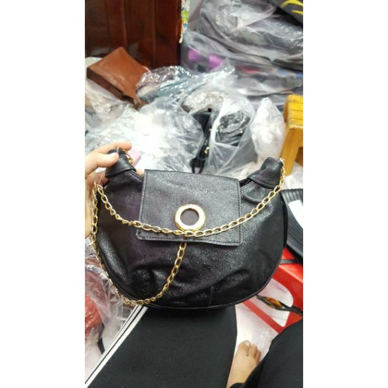 Túi đeo chéo chốt live