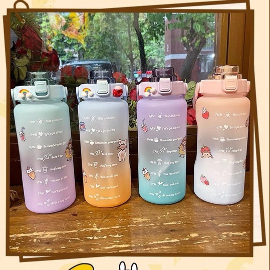 Bình đựng nước 2 Lít Cute chia vạch chia giờ nhắc nhở uống nước cho các bạn