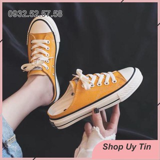 Giày sục vàng, đen, trắng
