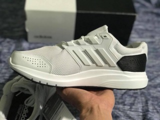 Giày adidas galaxy 4