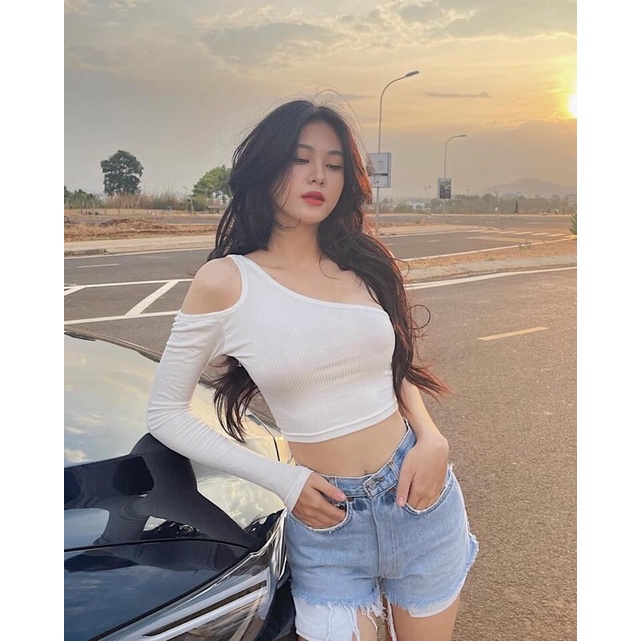 Áo kiểu thun croptop một bên tay phối hở