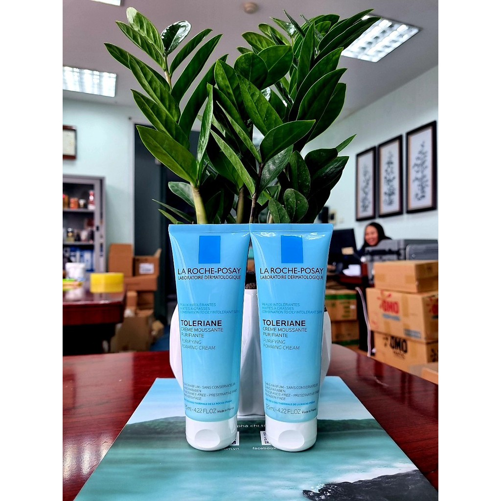 Sữa rửa mặt tạo bọt dành cho da hỗn hợp và da dầu rất nhạy cảm La Roche Posay 125ml