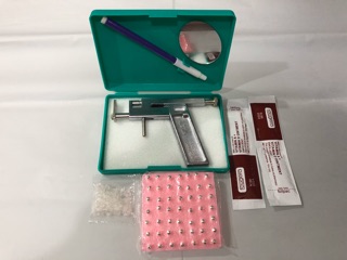 Bộ dụng cụ bấm lỗ tai( hàng có sẵn)