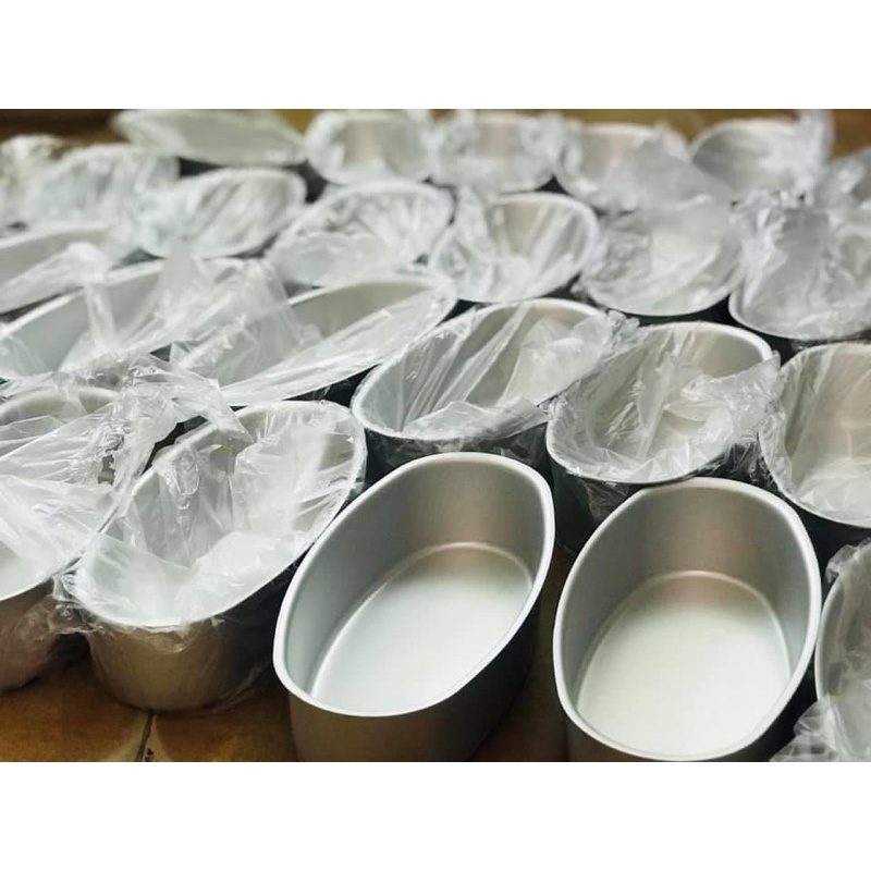 Khuôn oval D08 màu trắng