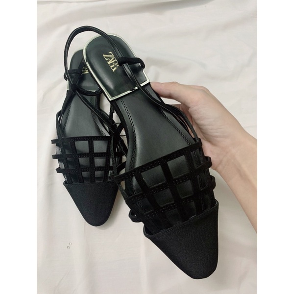 [𝙻𝙸𝙼𝙸𝚃 𝙸𝚃𝙴𝙼]:Sandal Zara xuất bọc mũi đan ô lạ mắt-ord