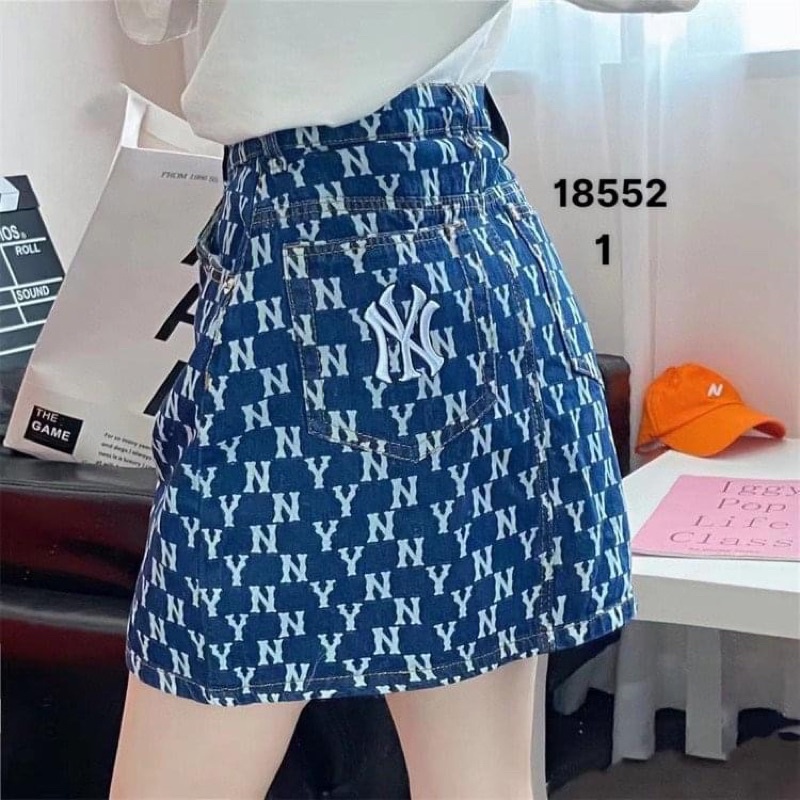 CHÂN VÁY JEAN CHỮ A DENIM M.L.B - NY