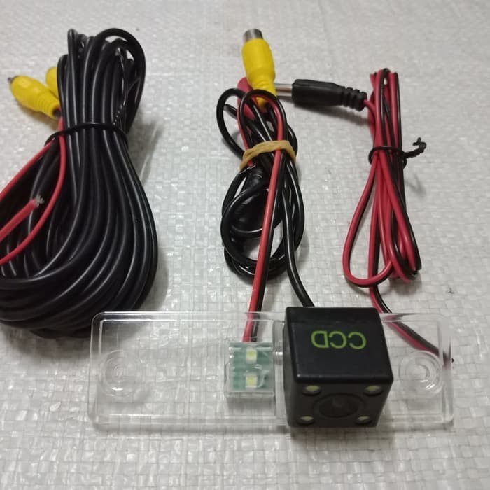 Camera Lùi Xe Innova 2005 up Cho Máy Ảnh