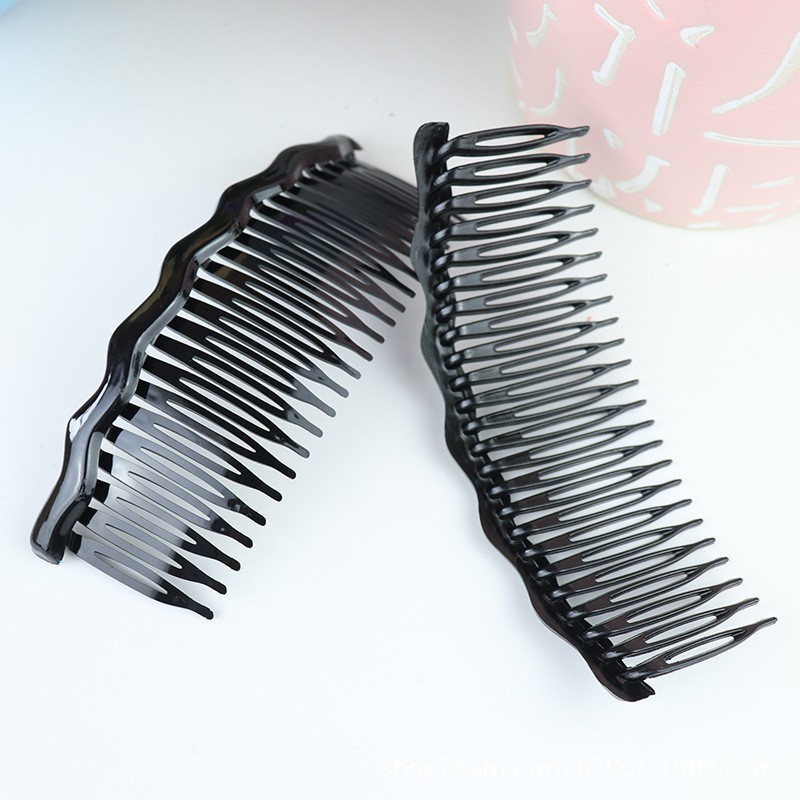 Lược Xước Tóc Màu Đen Nhựa Dẻo 15cm
