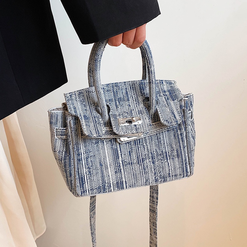 Túi Xách Đeo Chéo Bằng Bạch Kim Cao Cấp Phong Cách Mới 2022 Cho Nữ