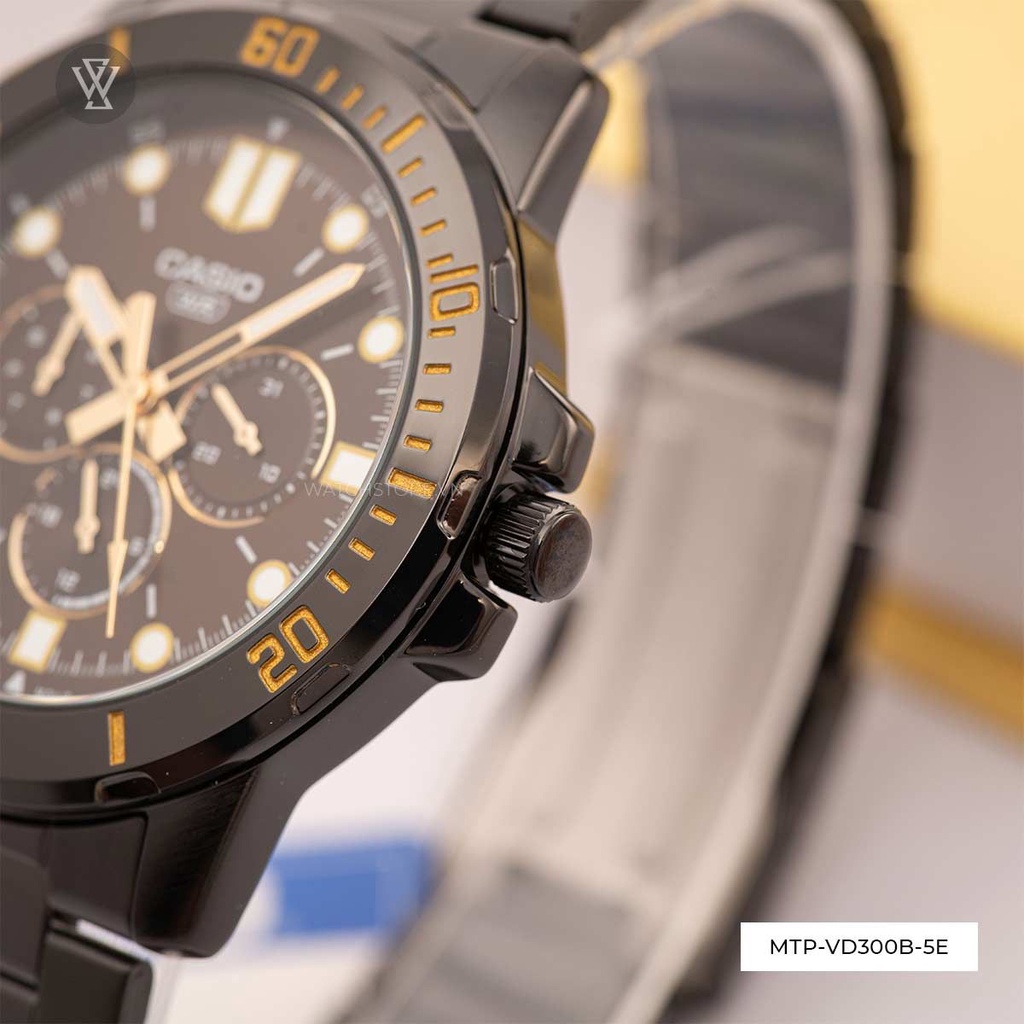 Đồng Hồ Quartz Nam Casio WATCHSTORE MTP-VD300B-5EUDF Thiết Kế Mặt Kính Khoáng 45mm, Dây Kim Loại, Vỏ Thép Không Gỉ