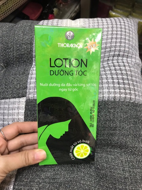 LOTION DƯỠNG TÓC TINH DẦU BƯỞI THORACAO CHAI 120ml