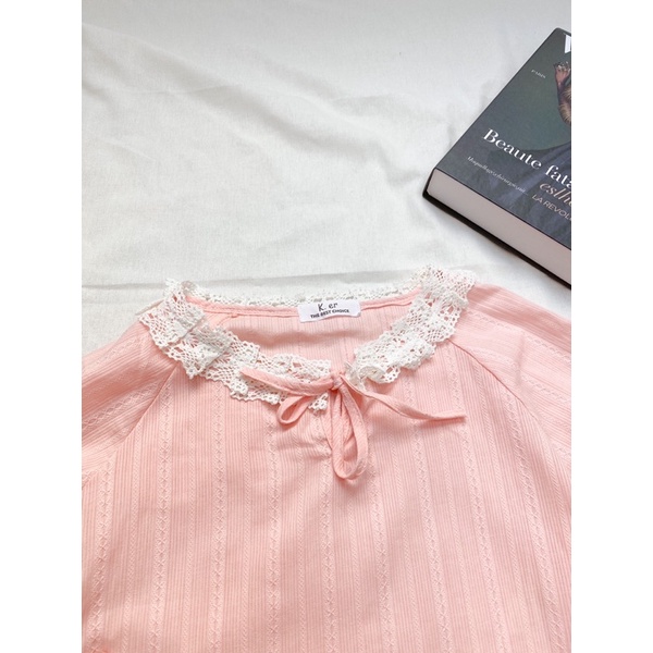 Bộ đồ viền ren cổ 2 màu trắng, hồng | BigBuy360 - bigbuy360.vn