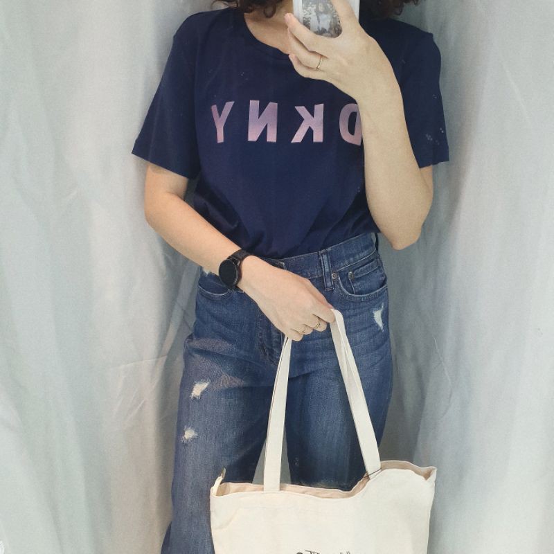 Áo thun DKNY xuất sịn