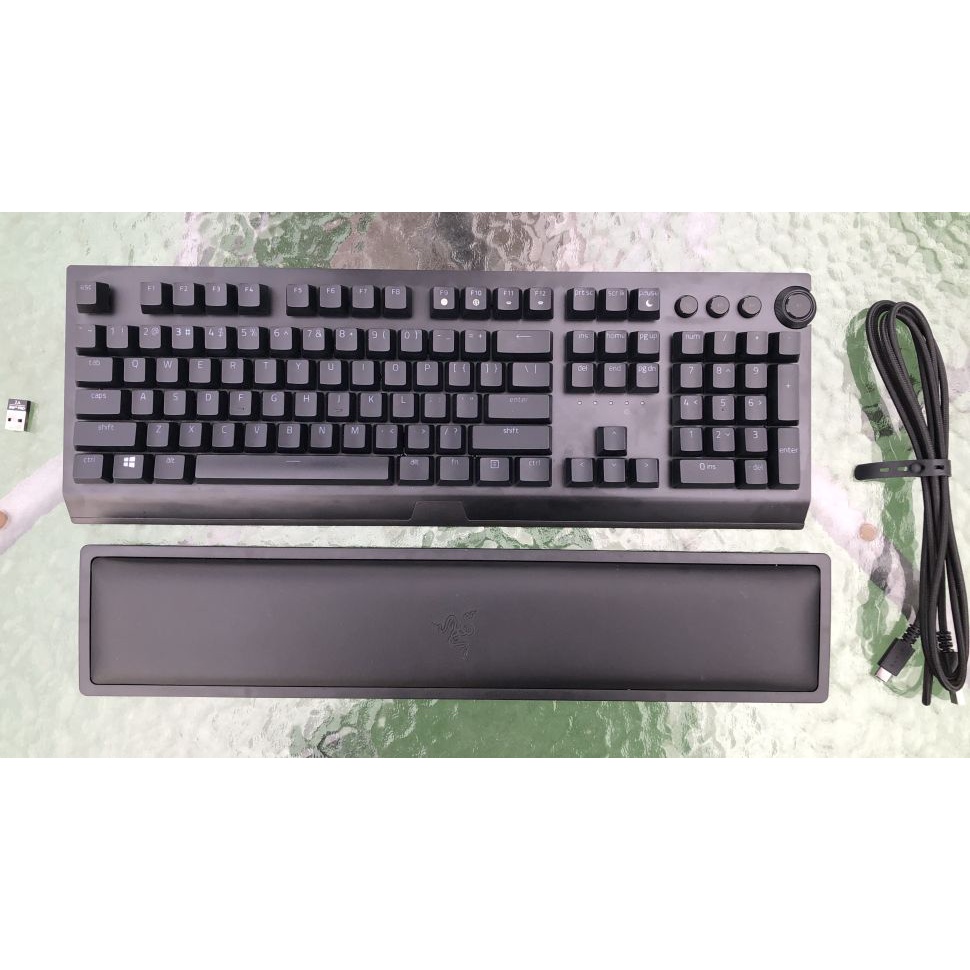 Bàn phím  cơ Razer Blackwidow V3 Pro - Không dây / USB Wireless - Bluetooth - Bảo hành 2 năm
