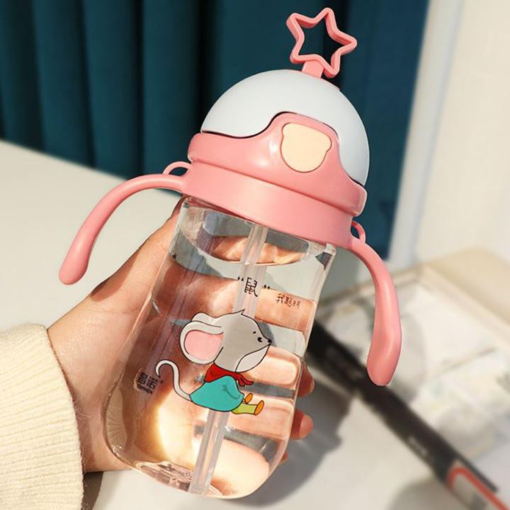Bình Uống Nước 380ml Có Tay Cầm Và Ống Hút Chống Tràn Họa Tiết Hoạt Hình Cho Bé