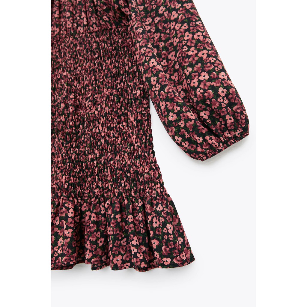 Váy Zara họa tiết Auth