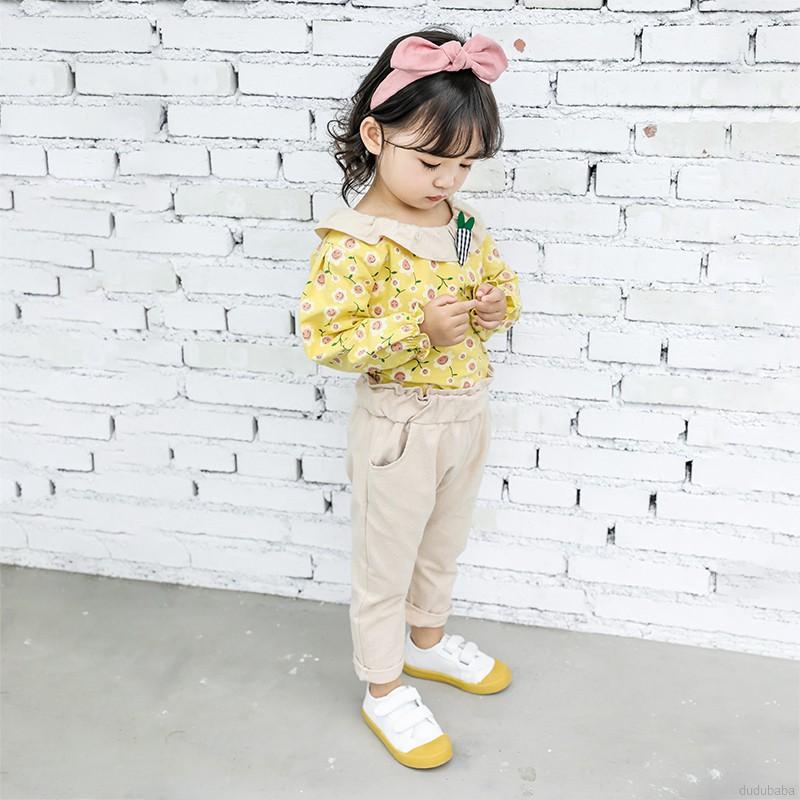 Bộ đồ in hoa cho bé nhỏ