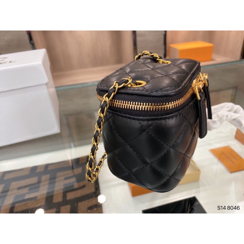 Túi dáng hộp, túi đeo chéo Gucci GG GC da thật cao cấp
