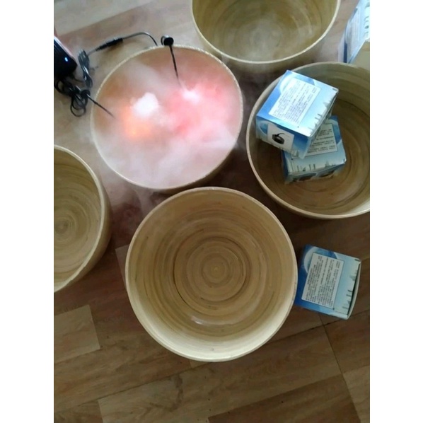 - Chậu tre, gáo dừa
