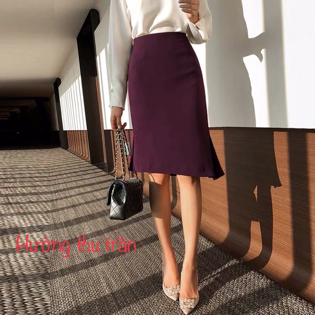 Chân váy xẻ 2 bên gấu lệch trẻ trung