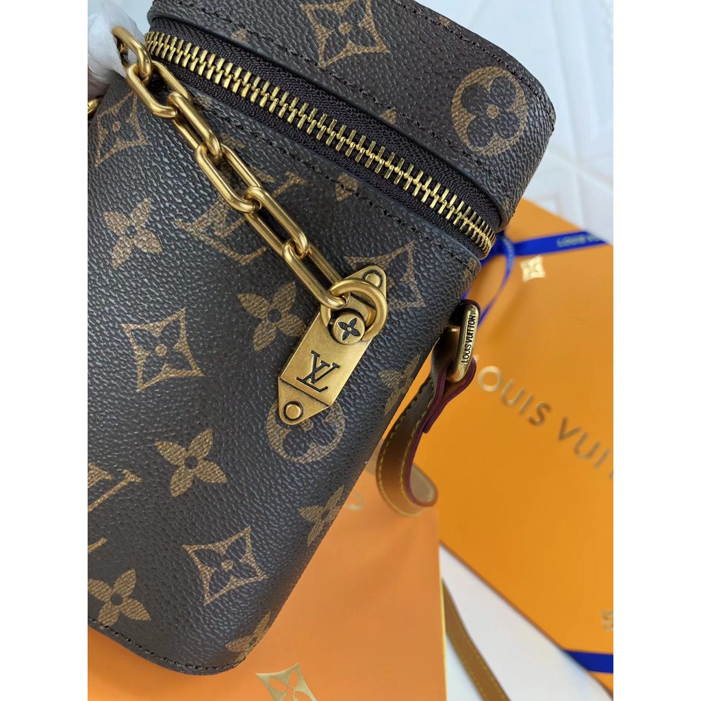 Sẵn sàng giao hàng Louis Vuitton LV nữ mới hoa cũ màu vàng túi dây xích mini có hộpM61112