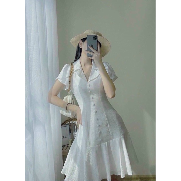 Đầm xòe nút bọc đuôi cá