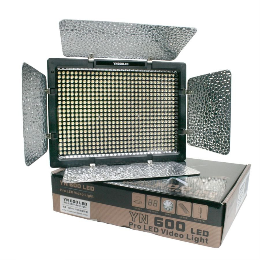 ĐÈN LED YONGNUO YN600L PRO(5500K / 3200K)