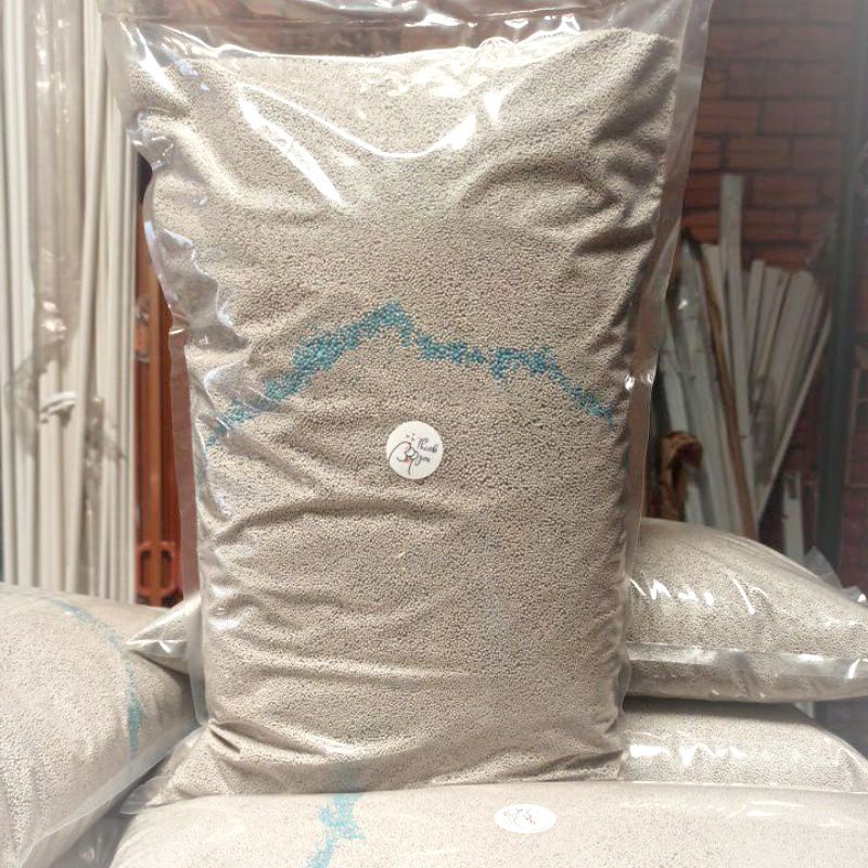[TP.HCM Hỏa tốc] Cát vệ sinh cho mèo 10kg kèm hạt khử mùi siêu tiết kiệm