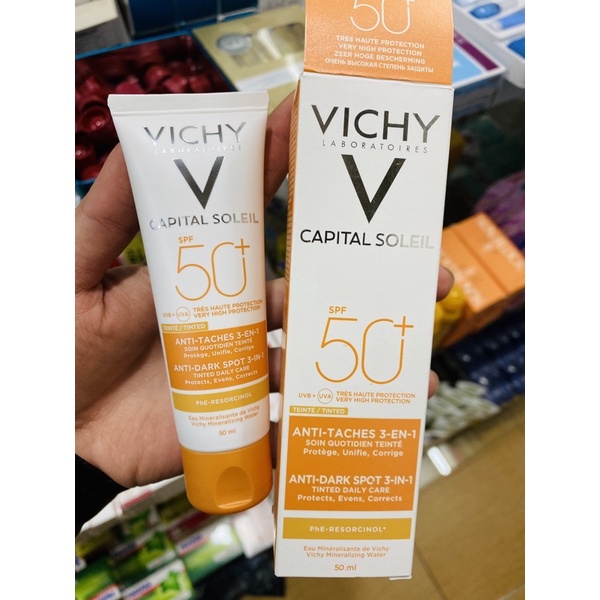 Vichy Kem Chống Nắng Ngăn Ngừa Lão Hóa Capital Soleil SPF 50 Anti-Ageing 3-in-1 50ml
