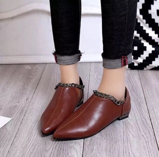 Boots da cổ ngắn quai xích
