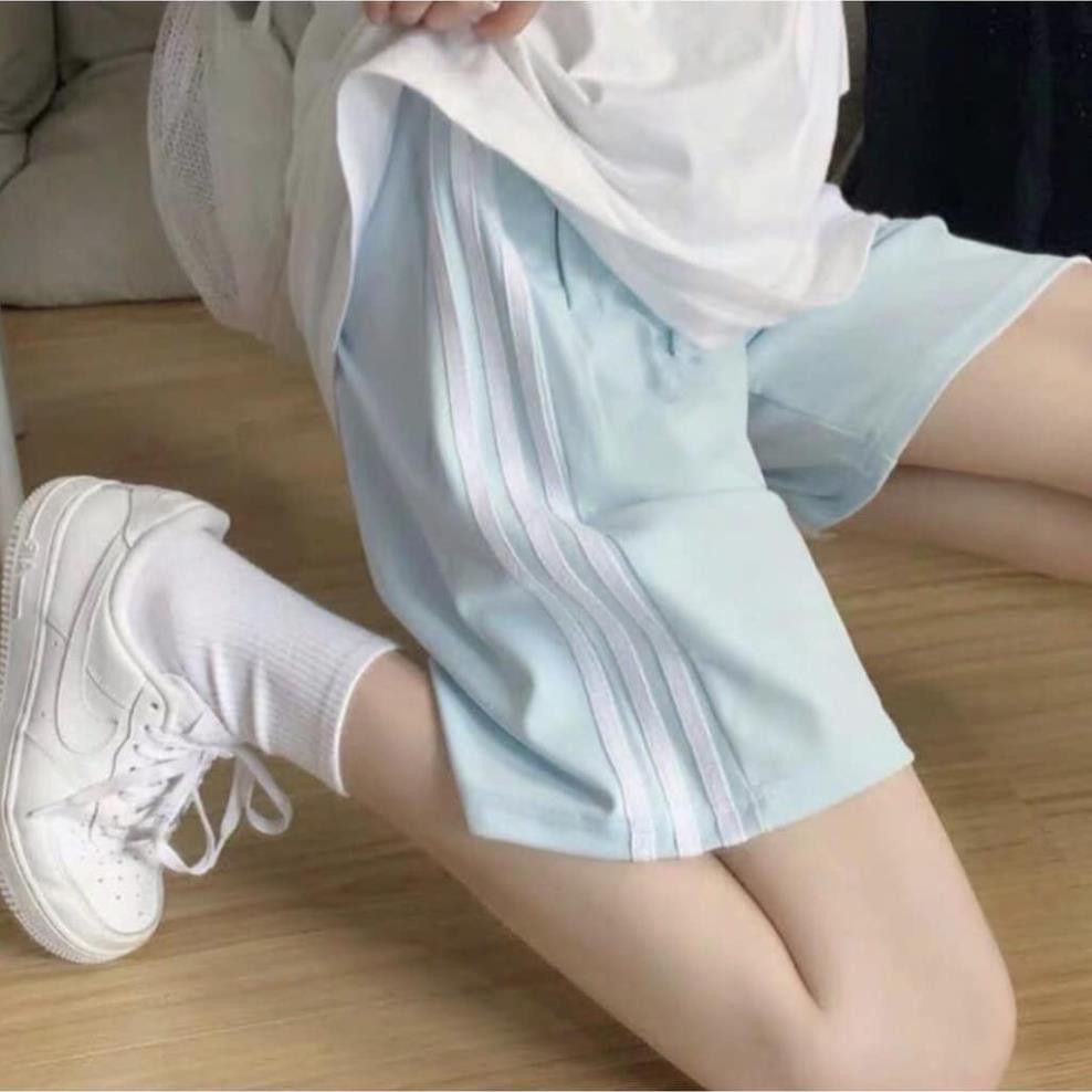 Quần Short Đùi 3 Sọc CARLA Unisex Shorts ống rộng cạp chun trơn màu ĐEN | TRẮNG | XANH Ulzzang