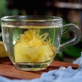 Trà hoa cúc đường phèn