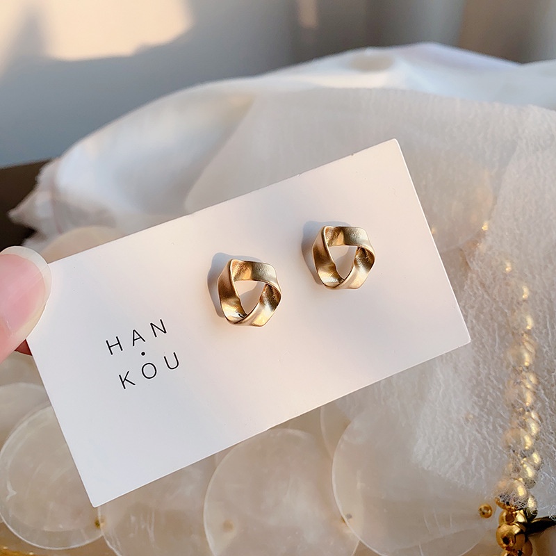 Khuyên Tai Nữ Hình Tam Giác Thời Trang Châu Âu