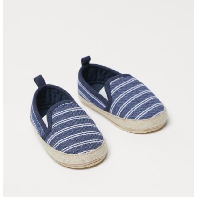 Giày Hm auth cho bé trai- ảnh tự chụp