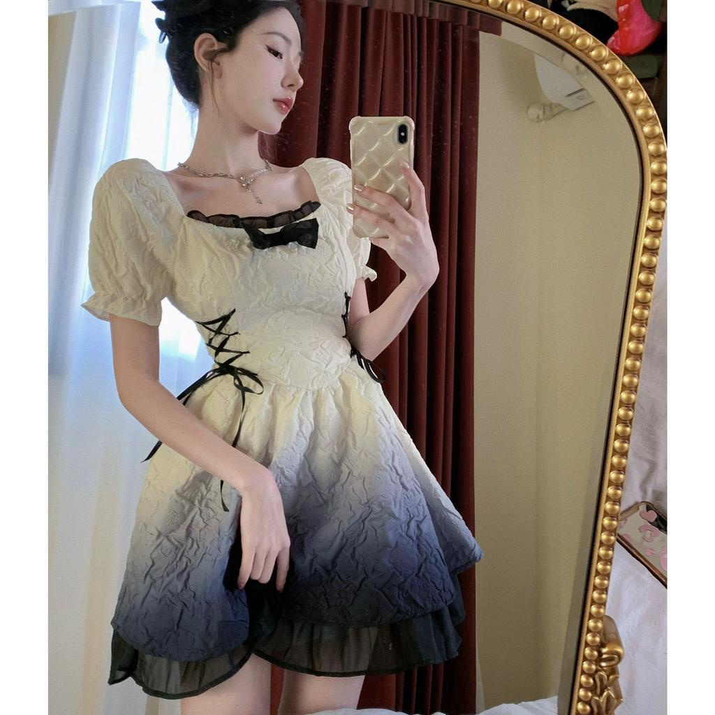 qkoole  Đầm Công Chúa Tay Phồng Cổ Vuông Màu Gradient Phong Cách Pháp