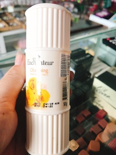 PHẤN THƠM ENCHANTEUR (50g )