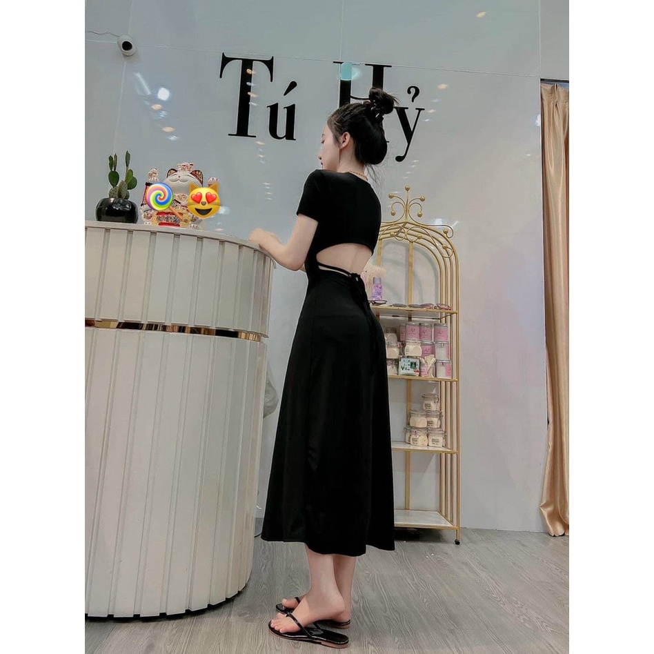Đầm dáng dài cổ tròn tay ngắn hở lưng buộc dây xinh