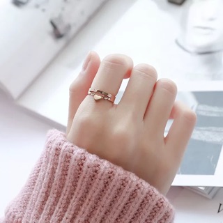 Nhẫn titan ko đen la mã dây tim ❤️❤️❤️