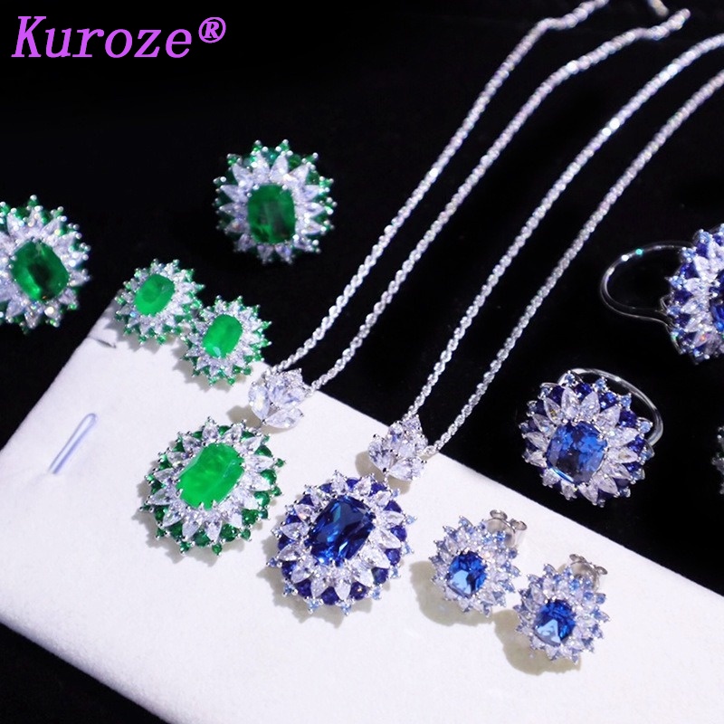 Bộ trang sức mặt đá sapphire nhiều màu sắc phong cách hoàng gia