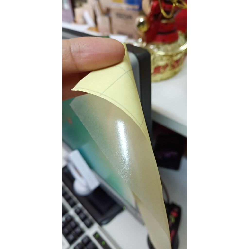 MÀNG PVC CÁN MỜ/ CÁN BÓNG -ĐẾ VÀNG LOẠI 110G