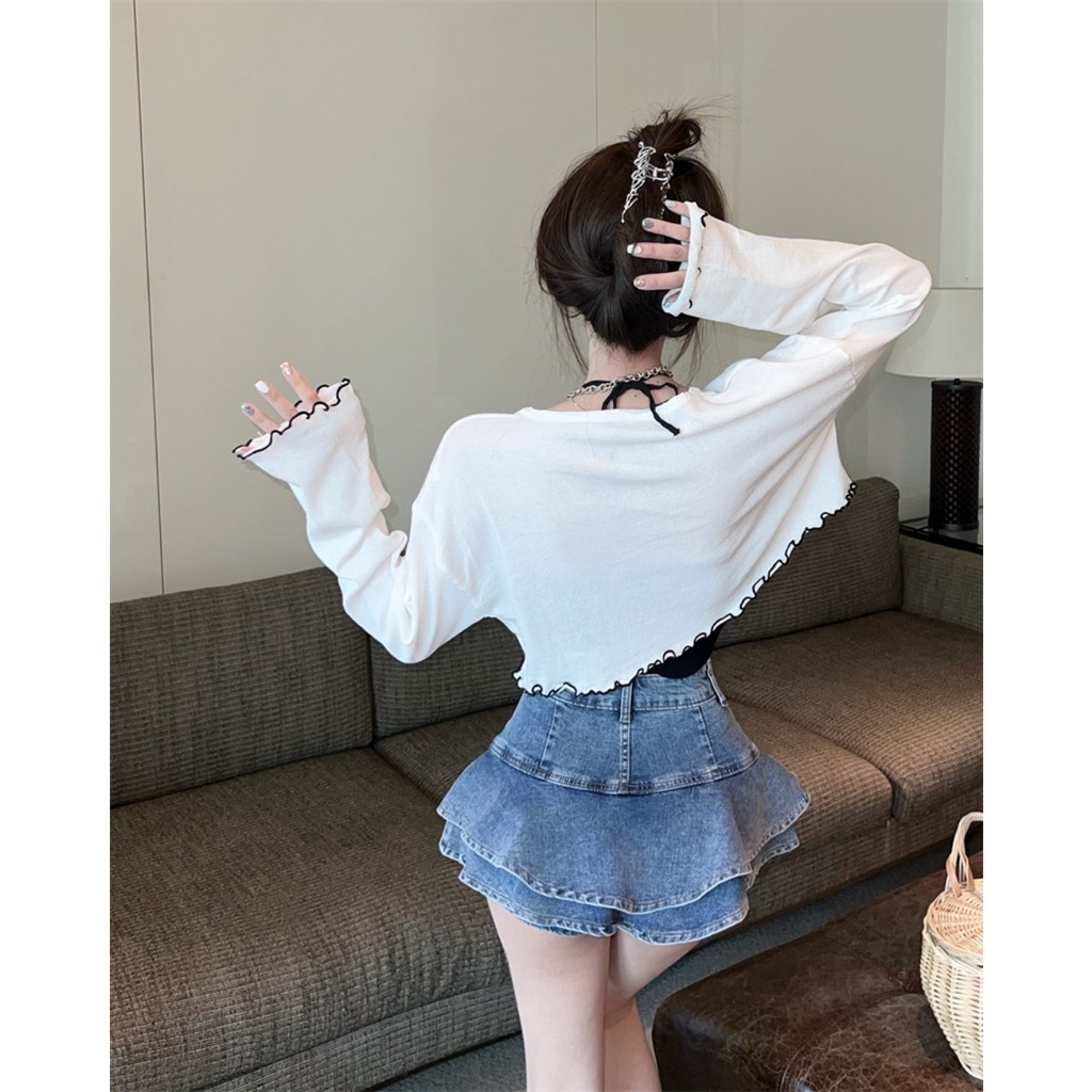 💃 Bộ Áo Croptop Nữ Dài Tay Chạy Viền In Chữ Barbie Kèm Áo Yếm 2 Màu