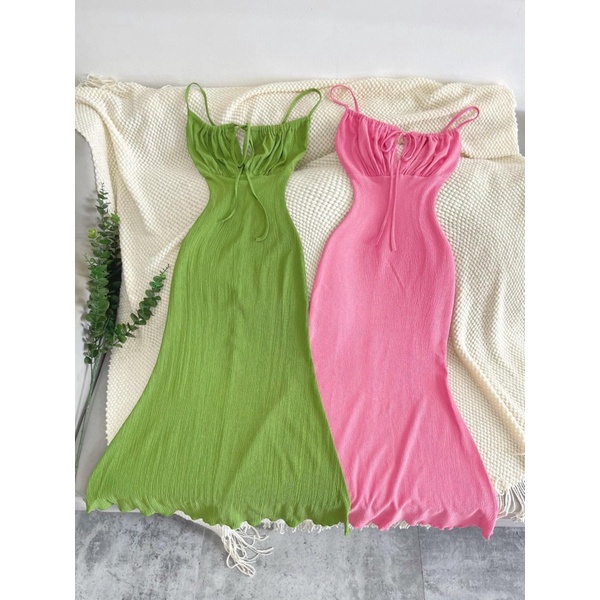 Váy body dáng dài xanh bơ