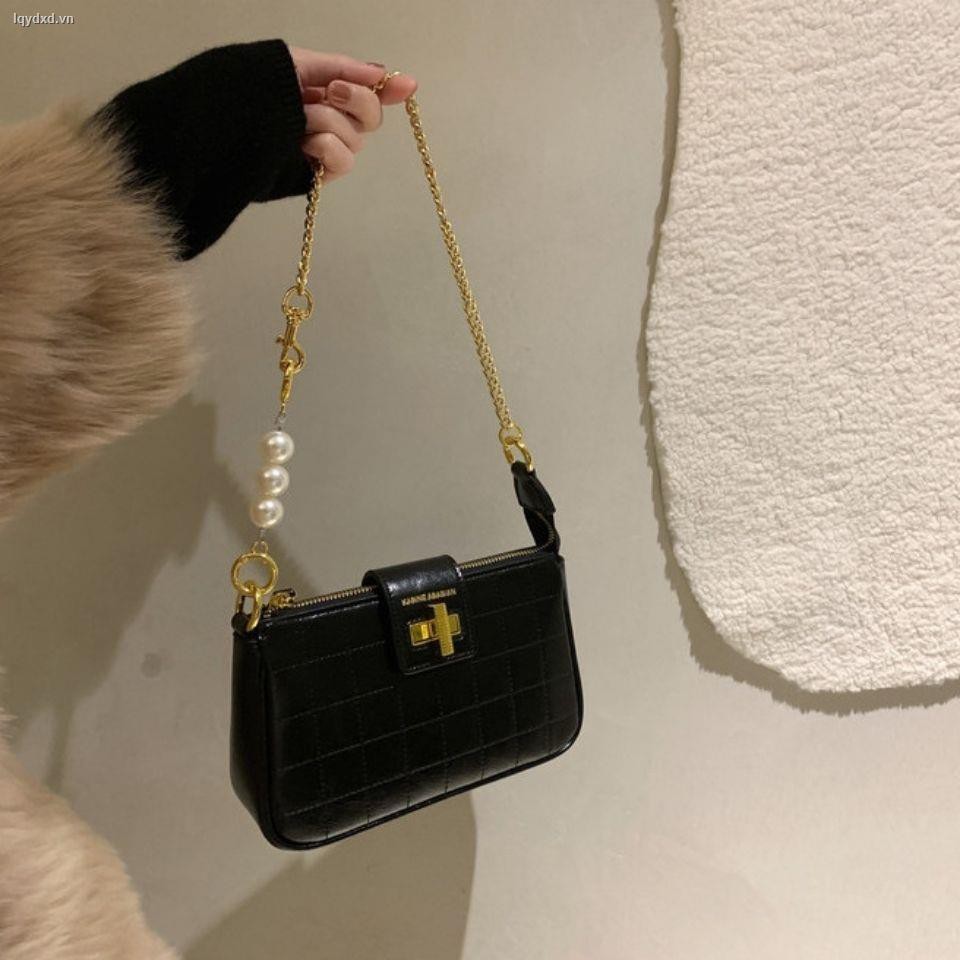 Túi đeo chéo thời trang 2020 dành cho nữ