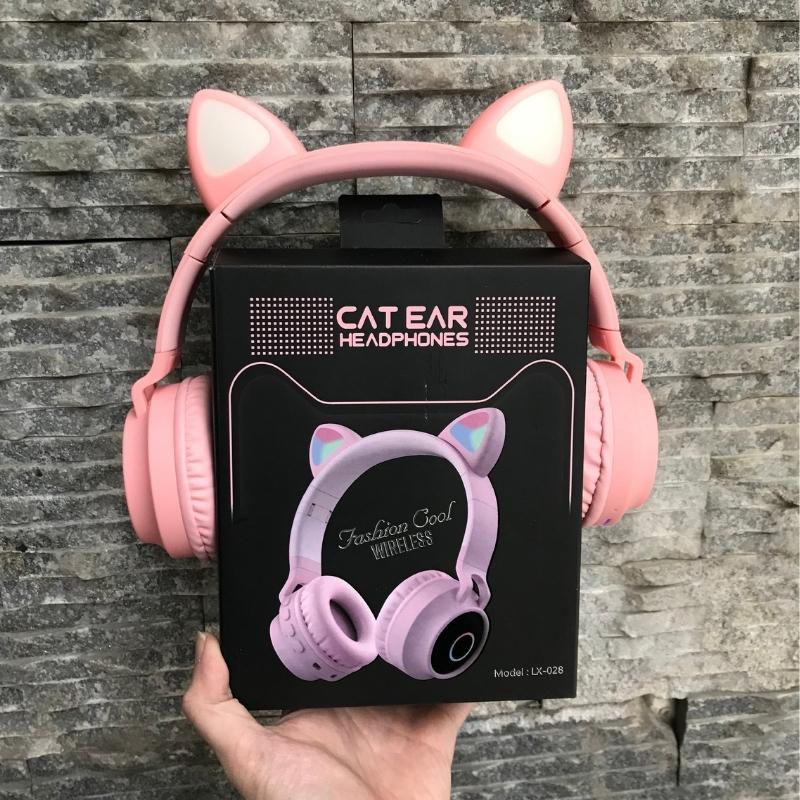 Tai Nghe Headphone Tai Mèo Màu Hồng Không Dây Bluetooth Bass Tốt Tích Hợp Đèn Led Đàm Thoại 2 Chiều