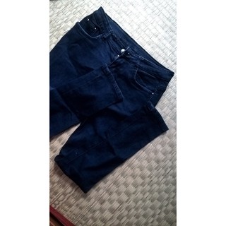 Hình tự chụp: .quần jeans
